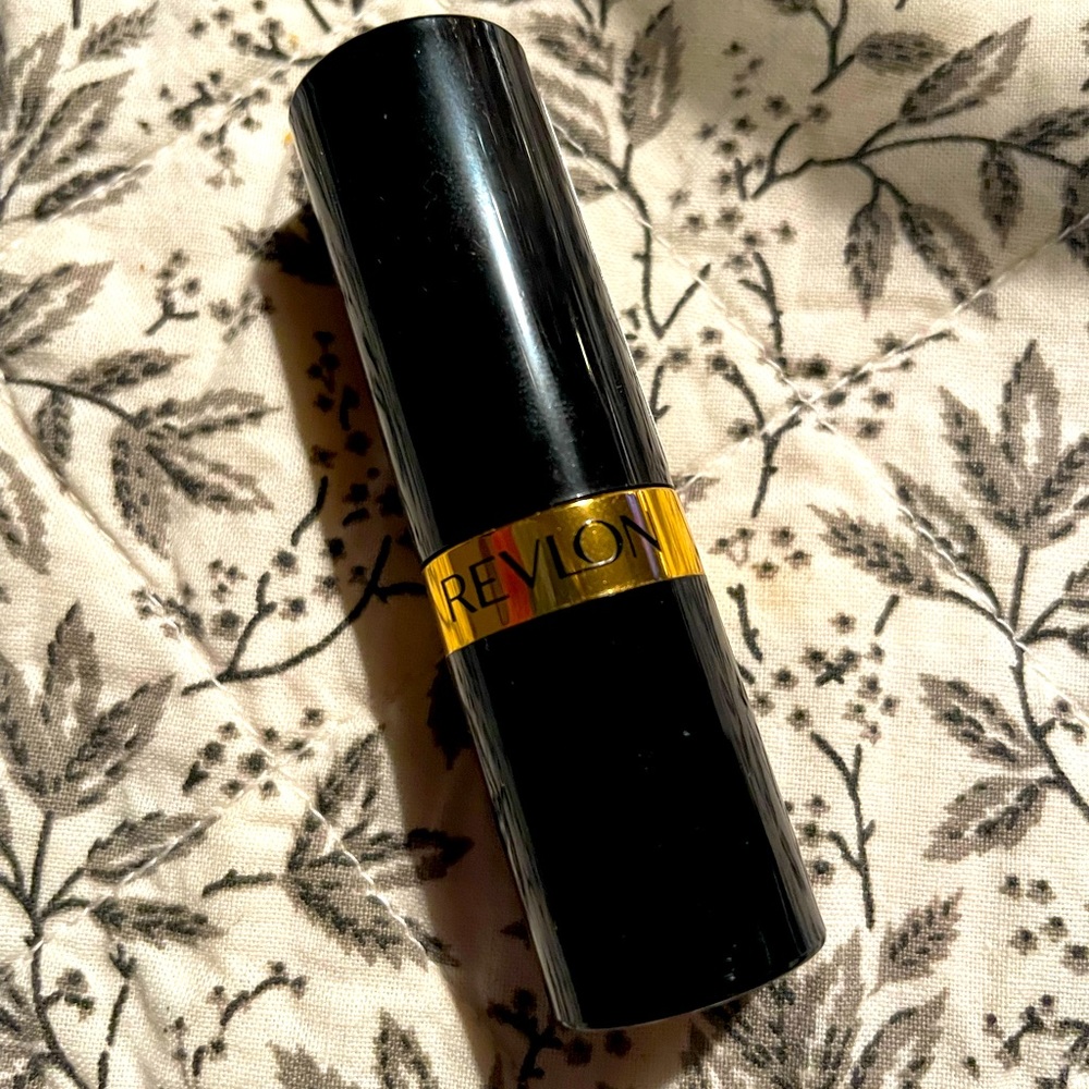 Revlon and Maybelline Lip Set